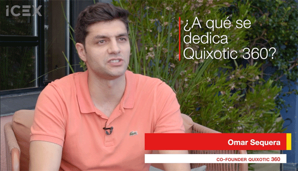 persona con camiseta naranja para la portada del vídeo de Quixotic