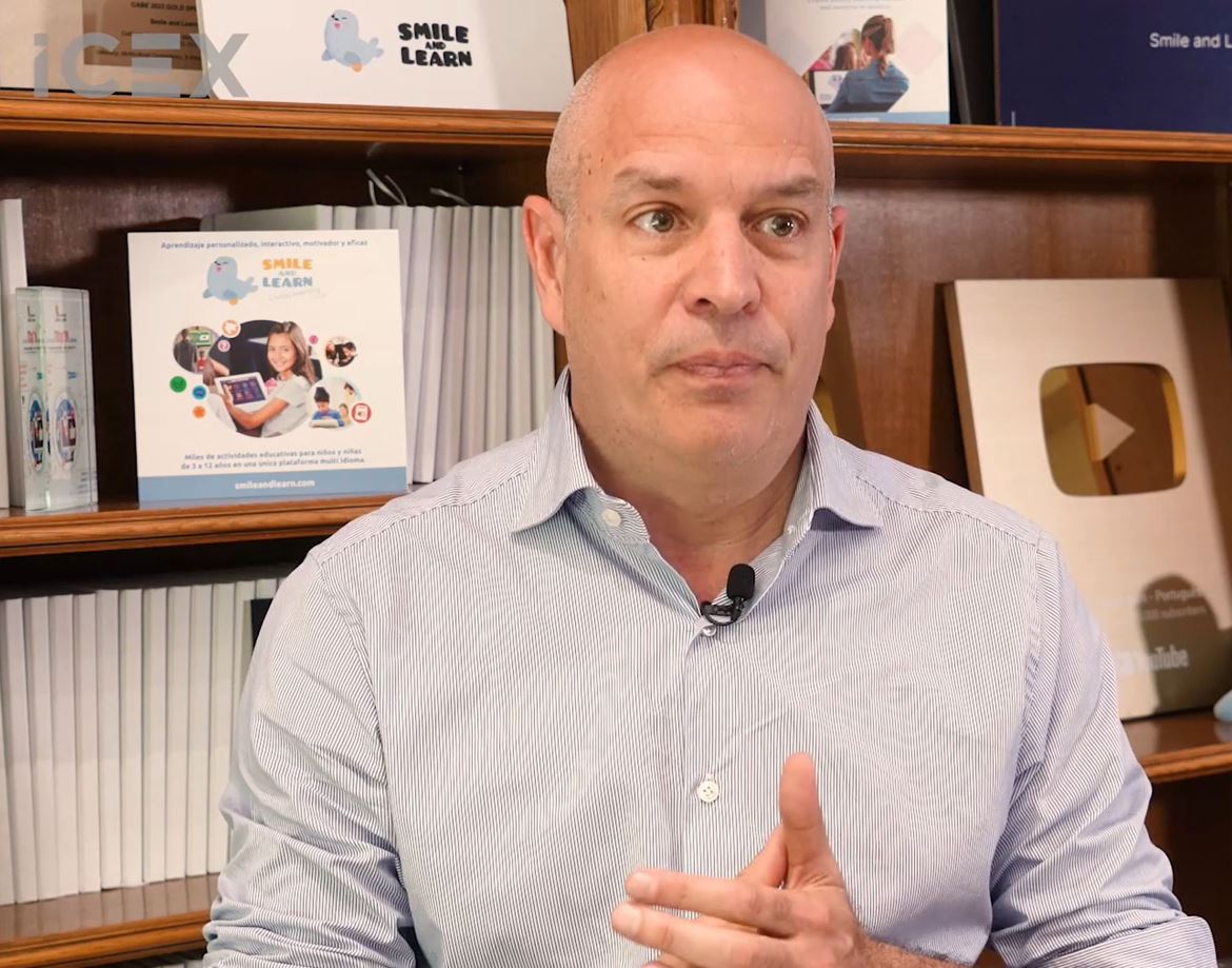 Víctor Sánchez, CEO de Smile & Learn, nos cuenta las ventajas de participar en BETT SHOW de la mano de ICEX.