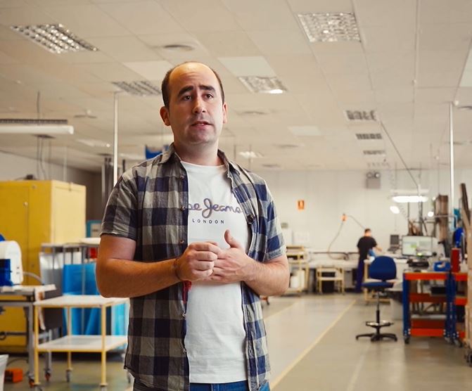 Javier Zúñiga, ingeniero de procesos de Embega, cuenta su experiencia al participar en LOPEC con ICEX.