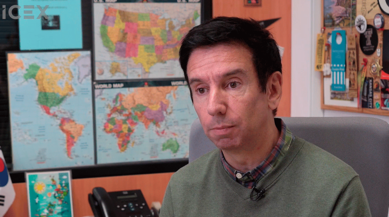 Responsable de internacional en Universidad Carlos III en su despacho