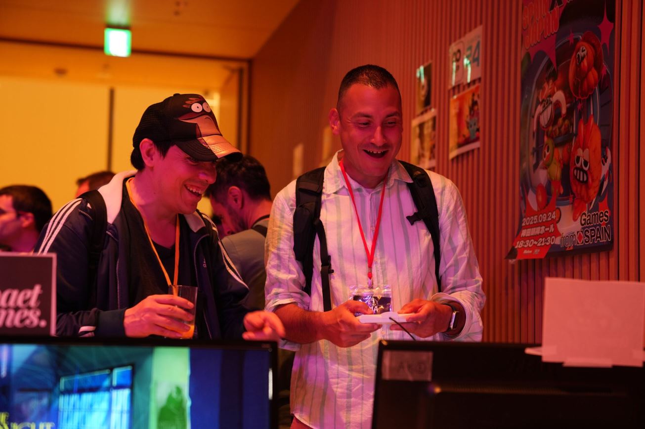 Jugadores y publishers japoneses e internacionales asisten al Pabellón Games from Spain para conocer la oferta de las empresas españolas.