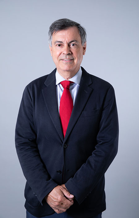 Manuel Valle Muñoz, consejero económico y comercial