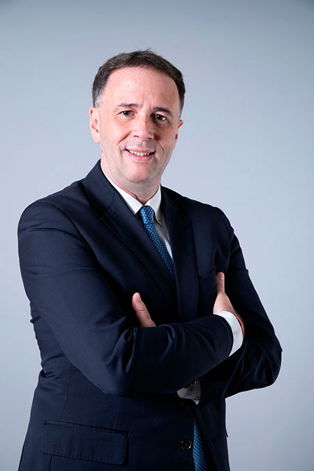 Yann Emonet Ripoll, consejero económico y comercial