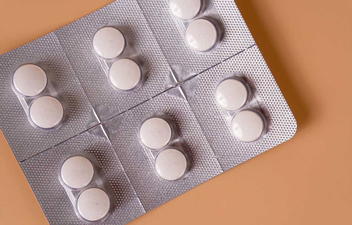 blíster de pastillas blancas