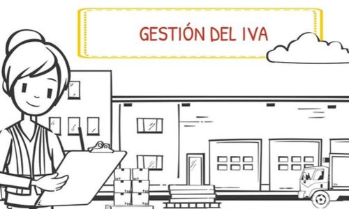 Gestión del IVA. Una mujer realiza anotaciones en una libreta, y detrás, un camión llega a un almacén de logística.