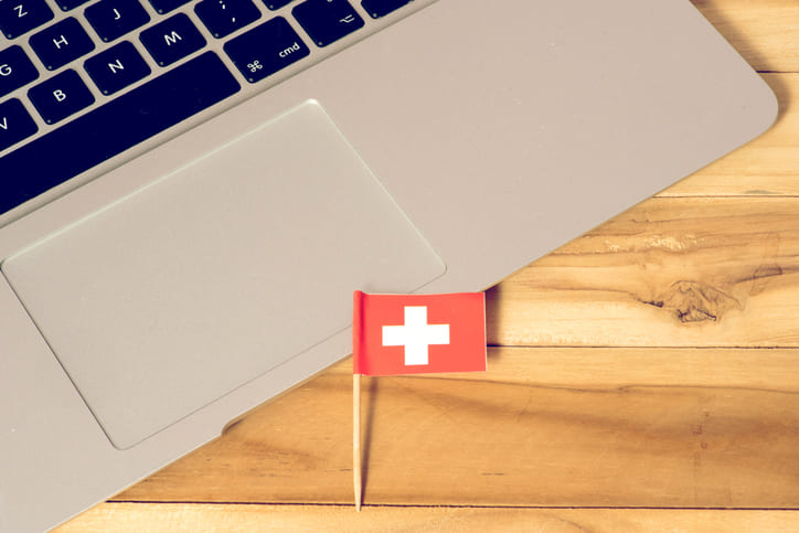 Imagen comercio digital noticia suiza
