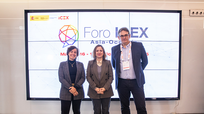 Mark Cooper, director comercial global de TIBA, ha inaugurado el foro junto a la secretaria Estado de Comercio y la consejera delegada de ICEX