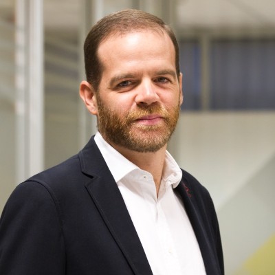 Retrato profesional de Marc Cortes con motivo de su ponencia en el claustro de ESADE