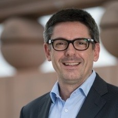 Retrato profesional de Ricardo Santamaría con motivo de su ponencia en el claustro de ESADE