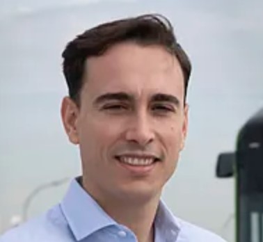 Andrés Ruiz