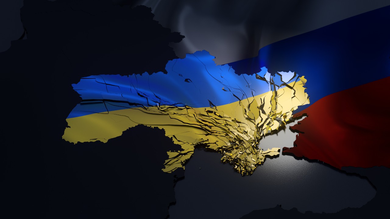 Silueta del territorio ucraniano pintada con la bandera ucraniana